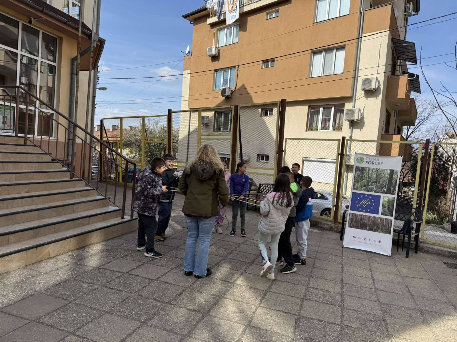 Foresters visit students for the International Day of Forests